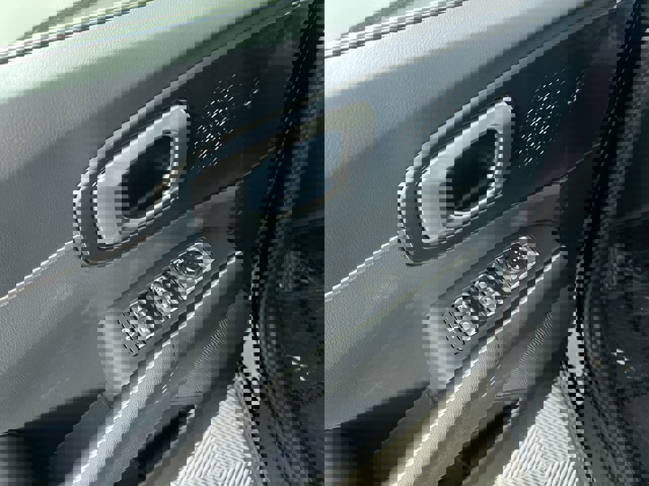 New 2026 Kia Sorento EX image 15