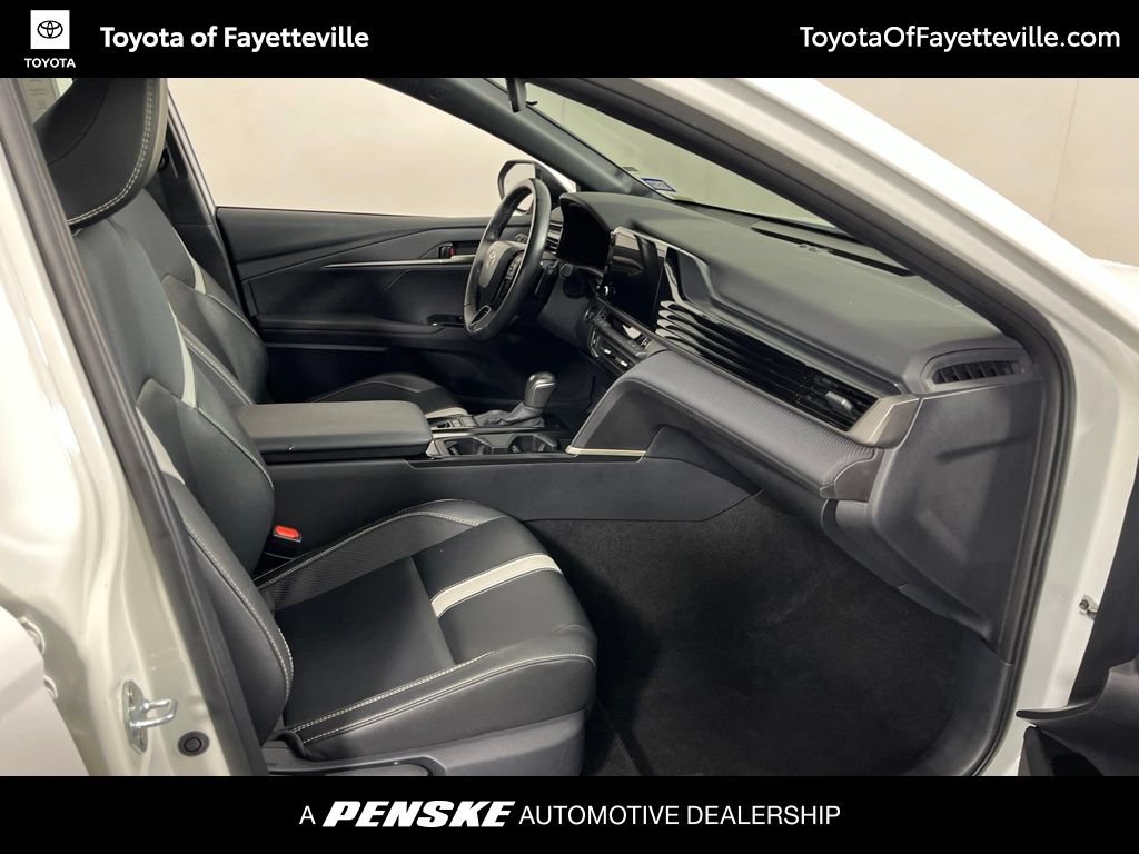 Certified 2025 Toyota Camry SE FWD image 6
