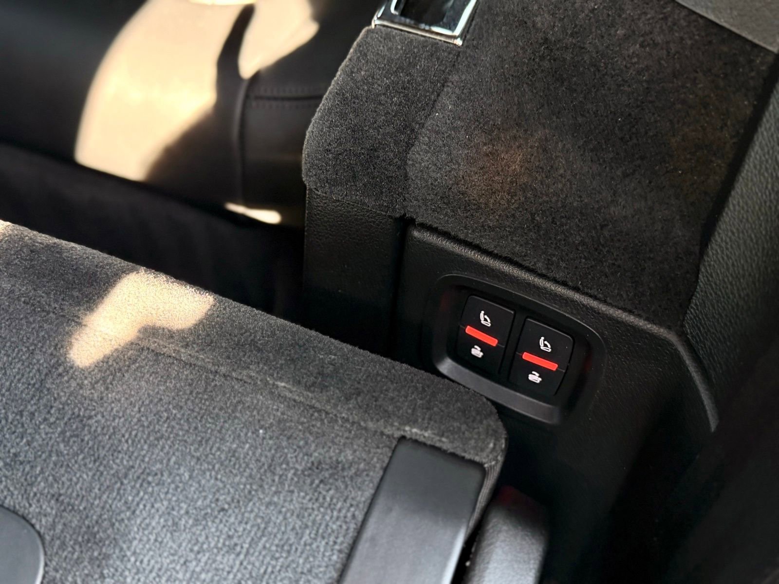 Used 2023 Audi SQ7 Prestige w/ Prestige Package image 23