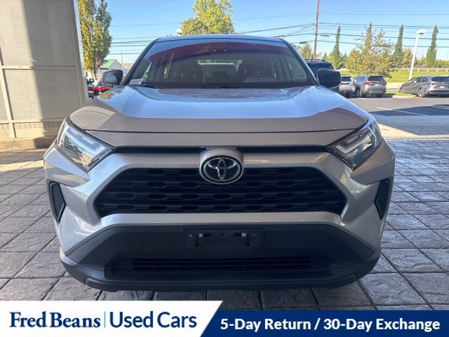 Used 2024 Toyota RAV4 LE AWD/4WD image 29