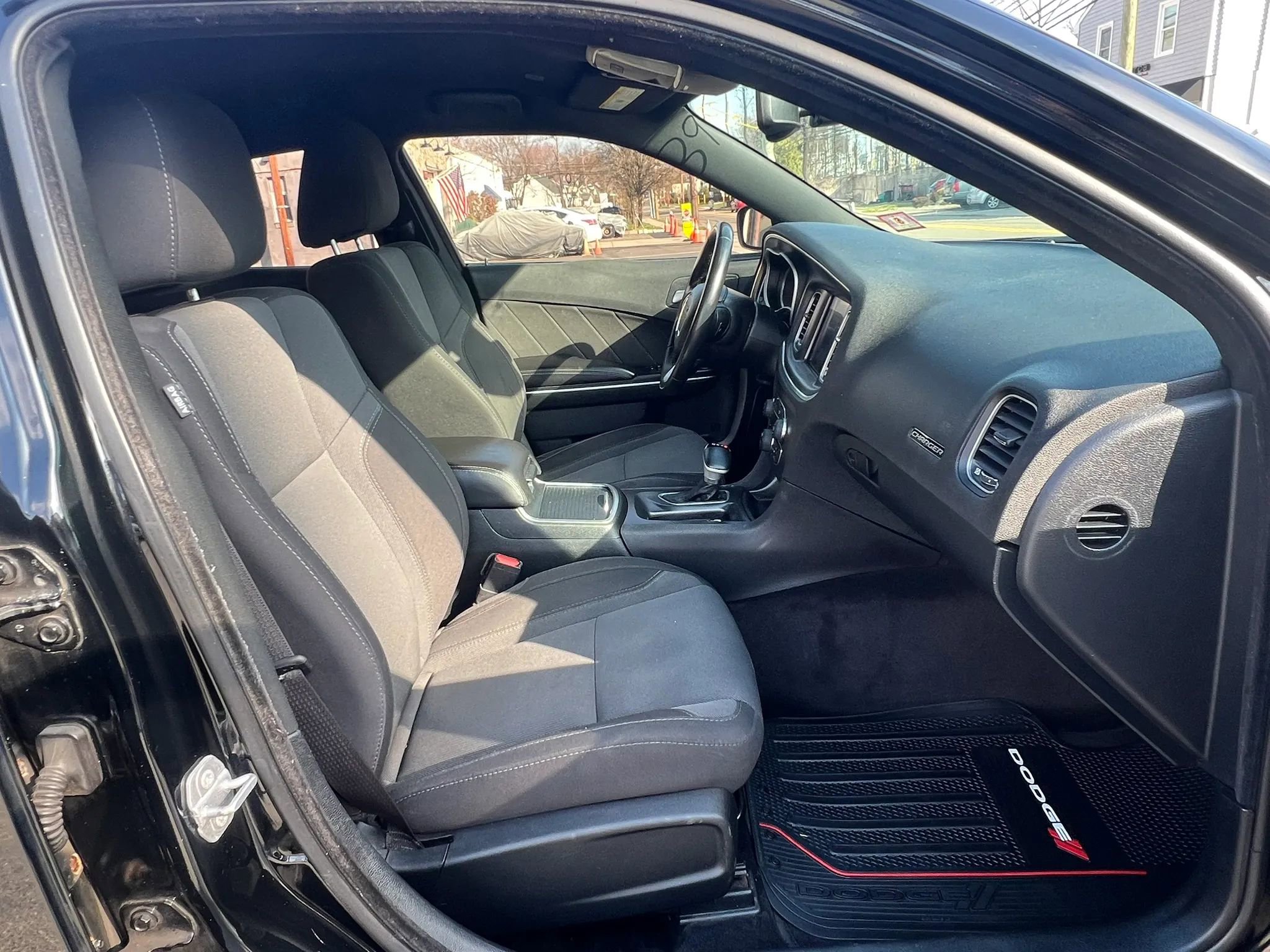 Used 2018 Dodge Charger SXT Plus image 30