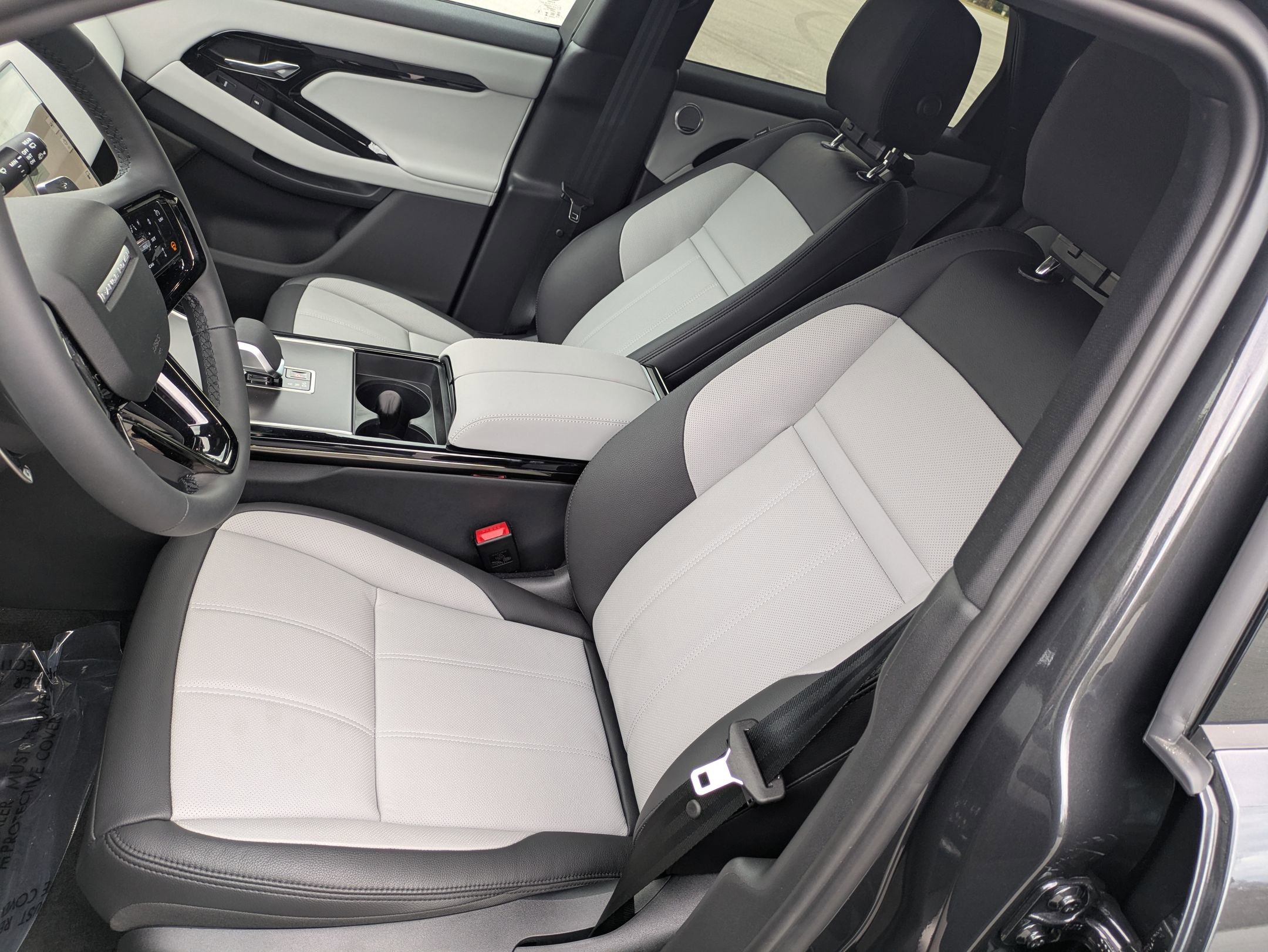 New 2026 Land Rover Range Rover Evoque Dynamic SE image 19