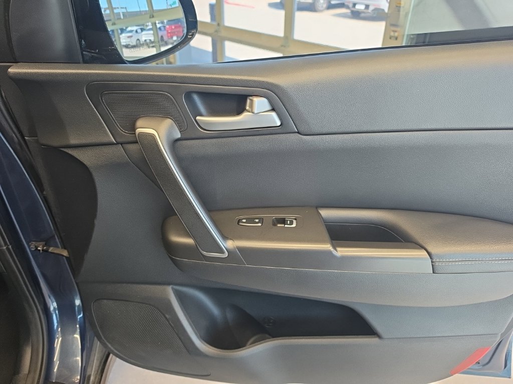 Certified 2021 Kia Sportage S FWD image 47