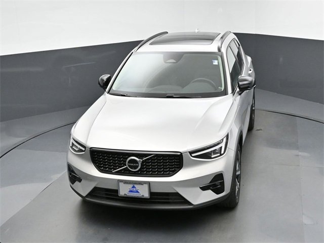 Used 2024 Volvo XC40 B5 Plus w/ Protection Package Premier image 44
