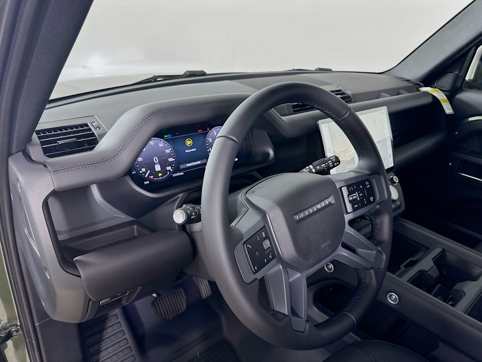 New 2026 Land Rover Defender 110 X-Dynamic SE AWD/4WD image 33