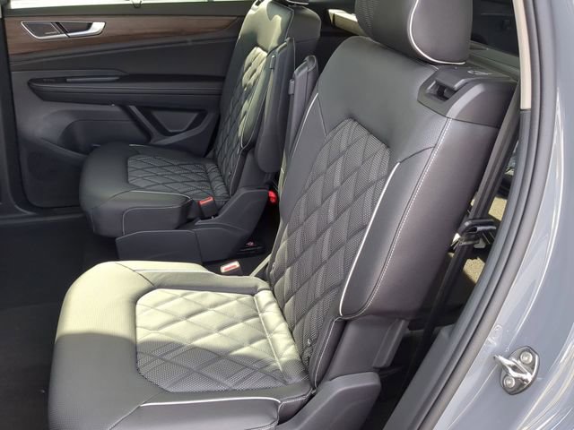 New 2026 Volkswagen Atlas SEL Premium R-Line image 18