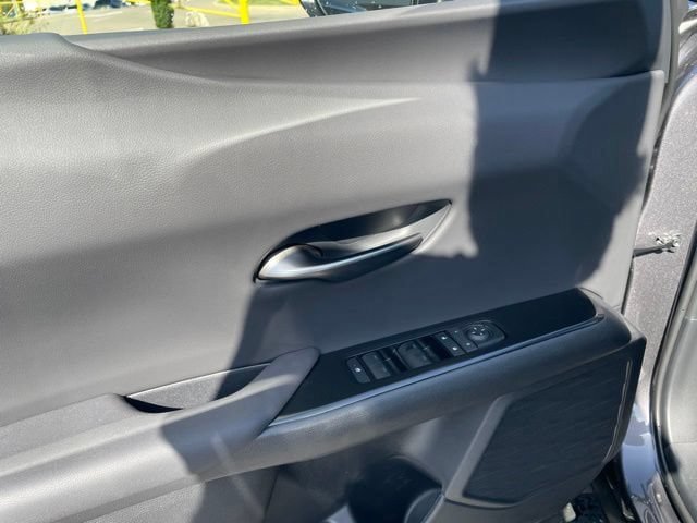 New 2026 Lexus UX 300h AWD image 12