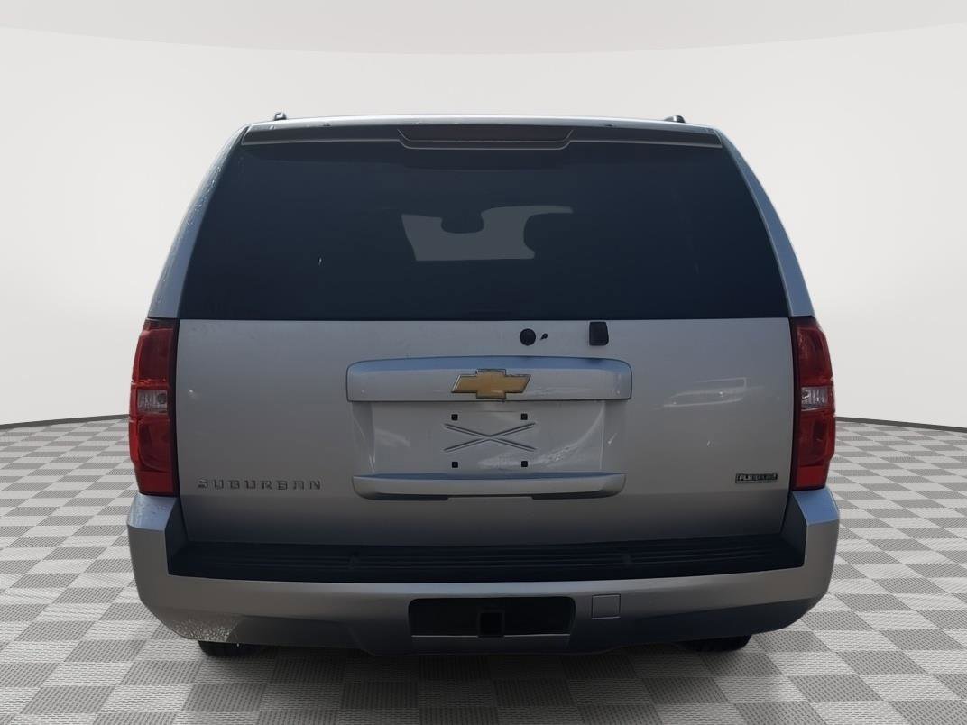 Used 2012 Chevrolet Suburban LS AWD/4WD image 4