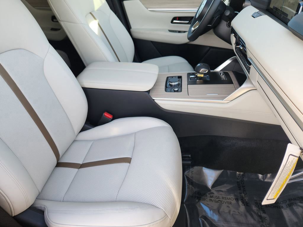 New 2026 MAZDA CX-90 3.3 Turbo w/ Premium Plus Pkg image 9