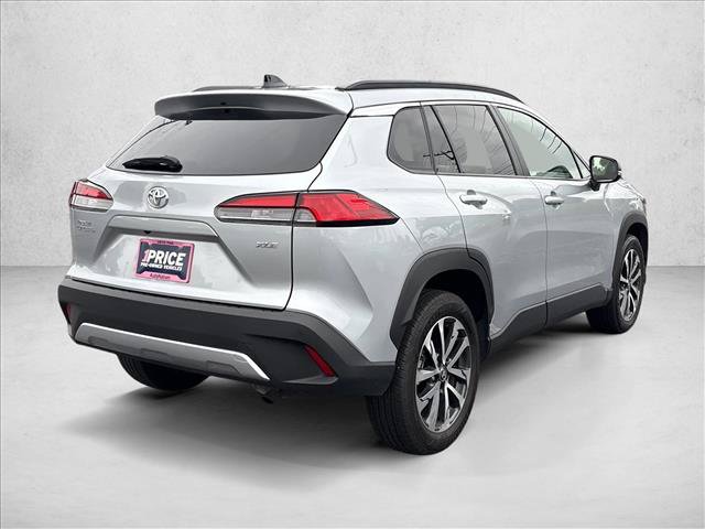 Certified 2025 Toyota Corolla Cross XLE FWD image 5