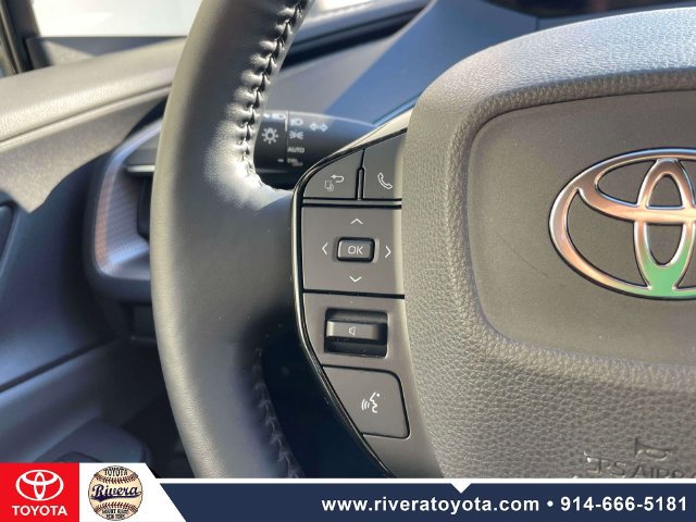 Used 2023 Toyota Prius XLE AWD/4WD image 21
