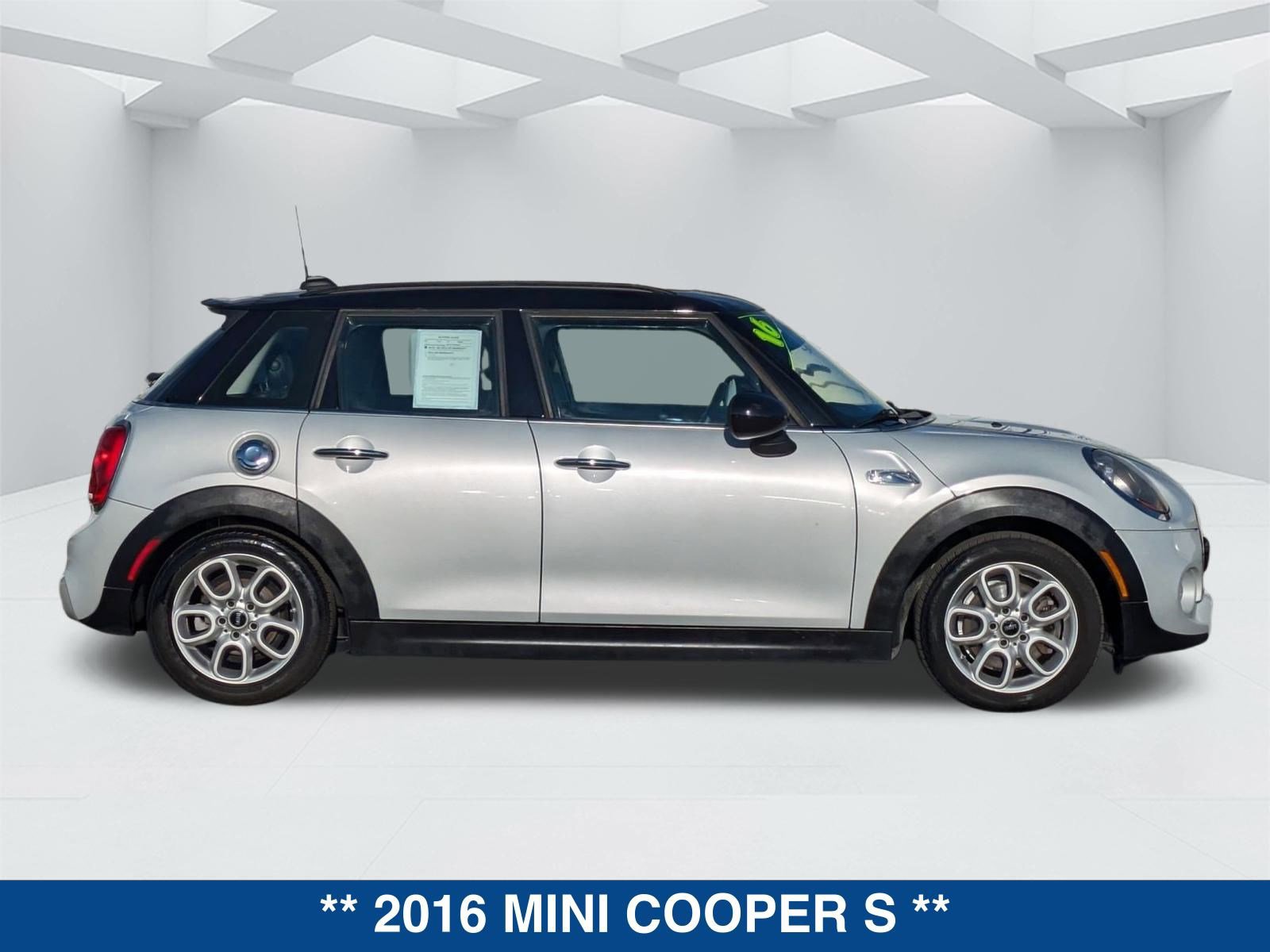 Used 2016 MINI Cooper S video 3