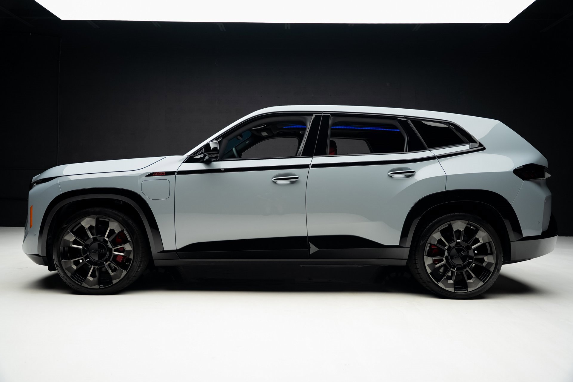 Used 2024 BMW XM Label Red image 17