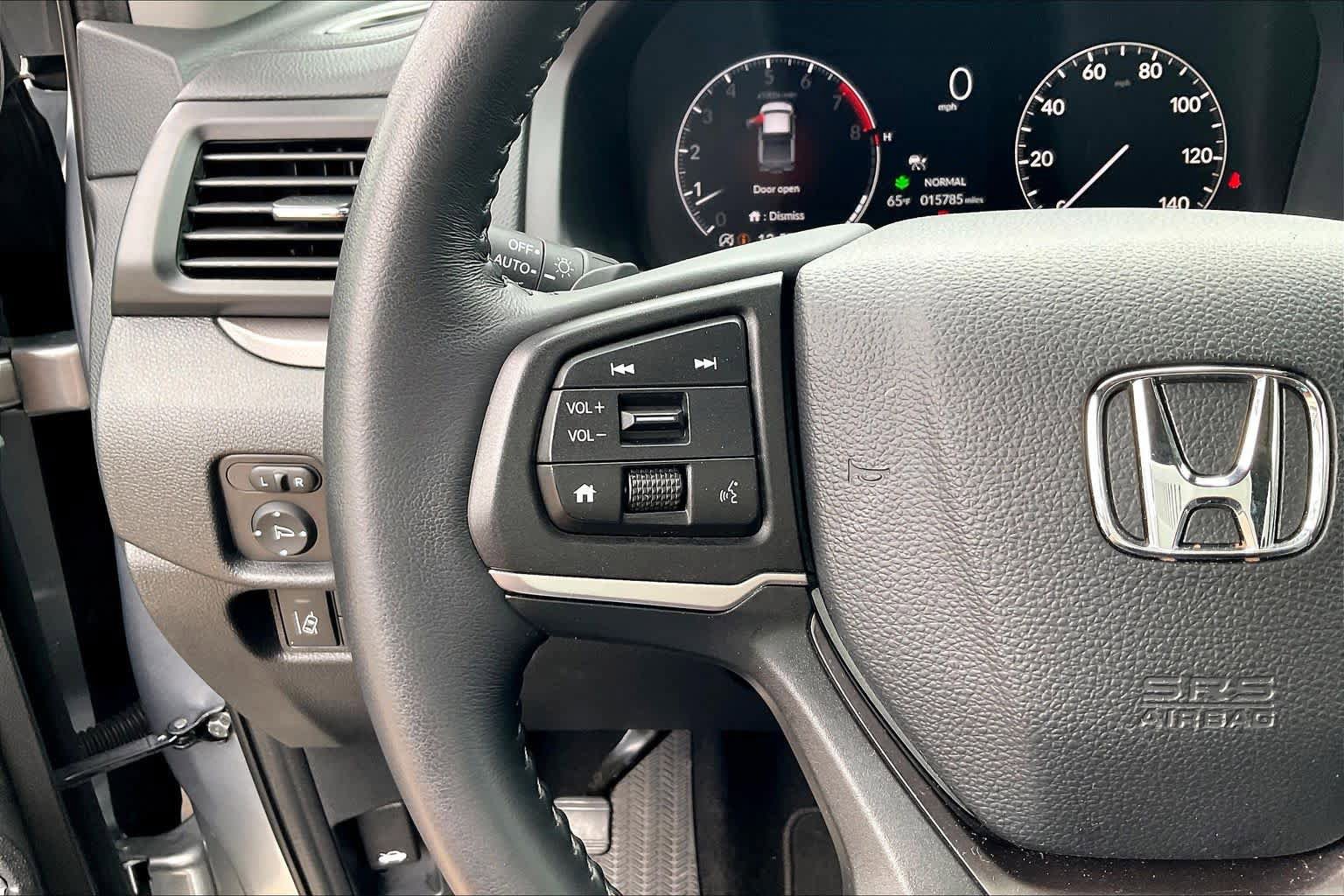 Used 2025 Honda Ridgeline RTL image 23