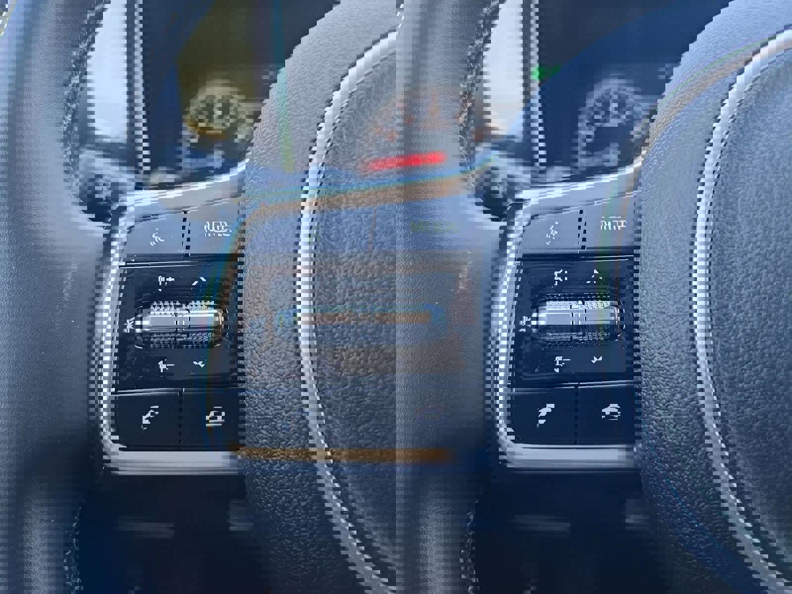 Certified 2022 Kia Sorento SX image 24