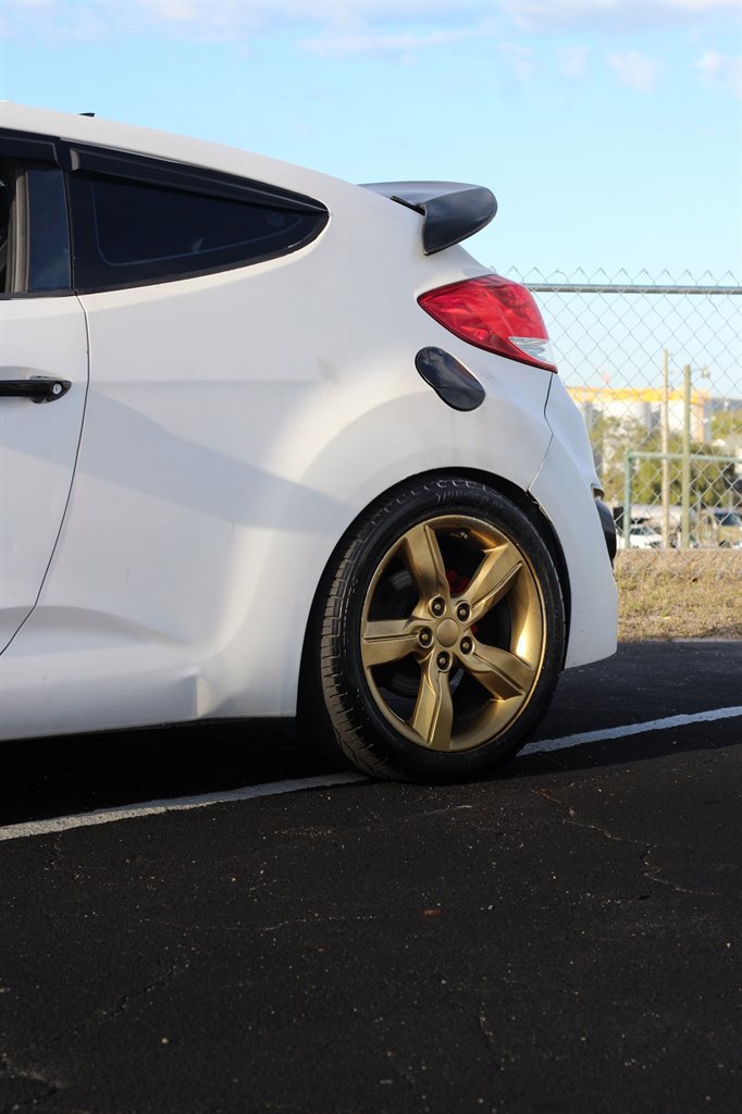 Used 2012 Hyundai Veloster image 6