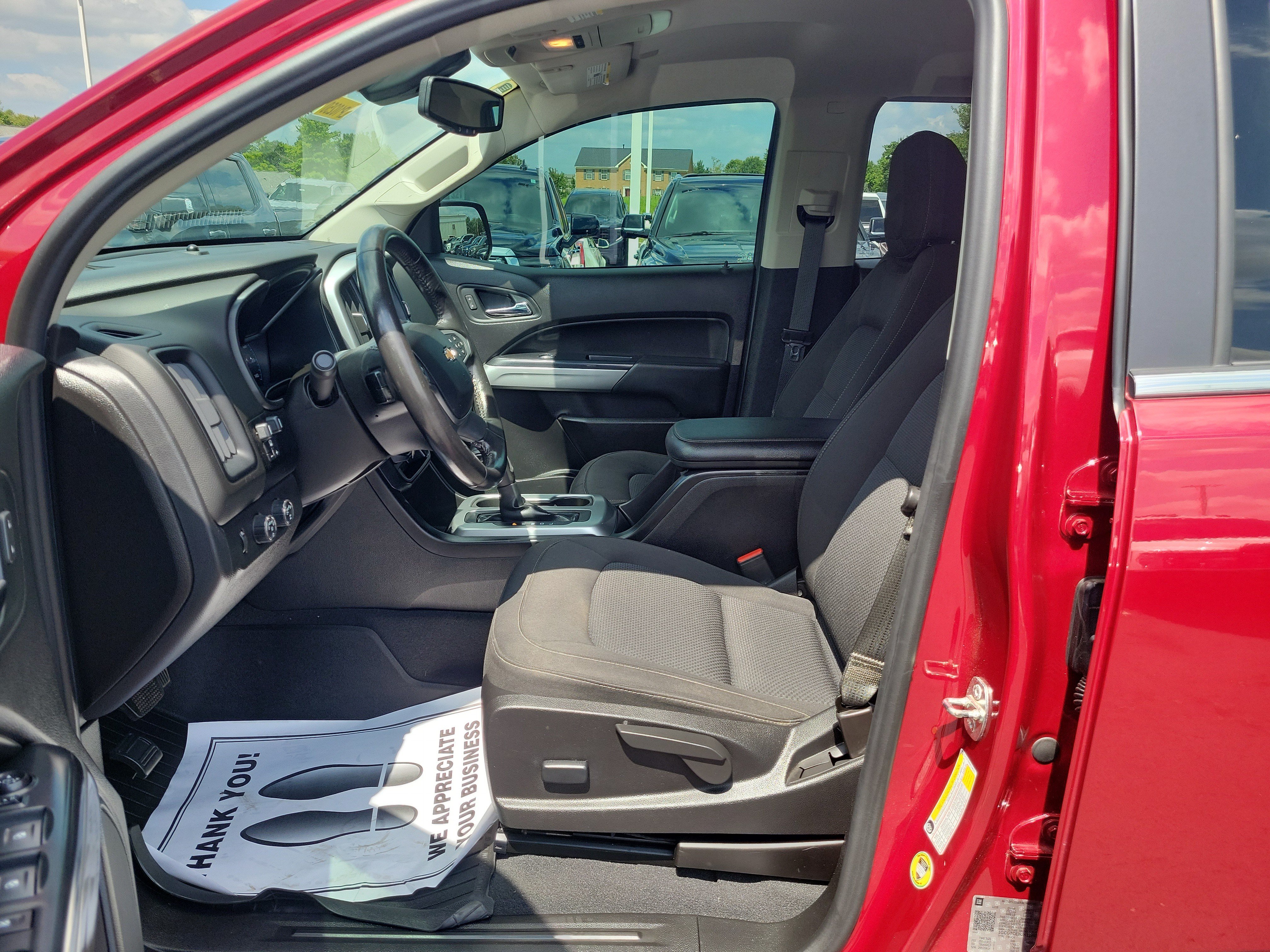 Used 2019 Chevrolet Colorado LT w/ LT Convenience Package AWD/4WD image 17