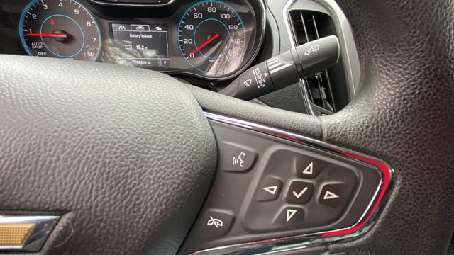 Used 2017 Chevrolet Cruze LT image 25