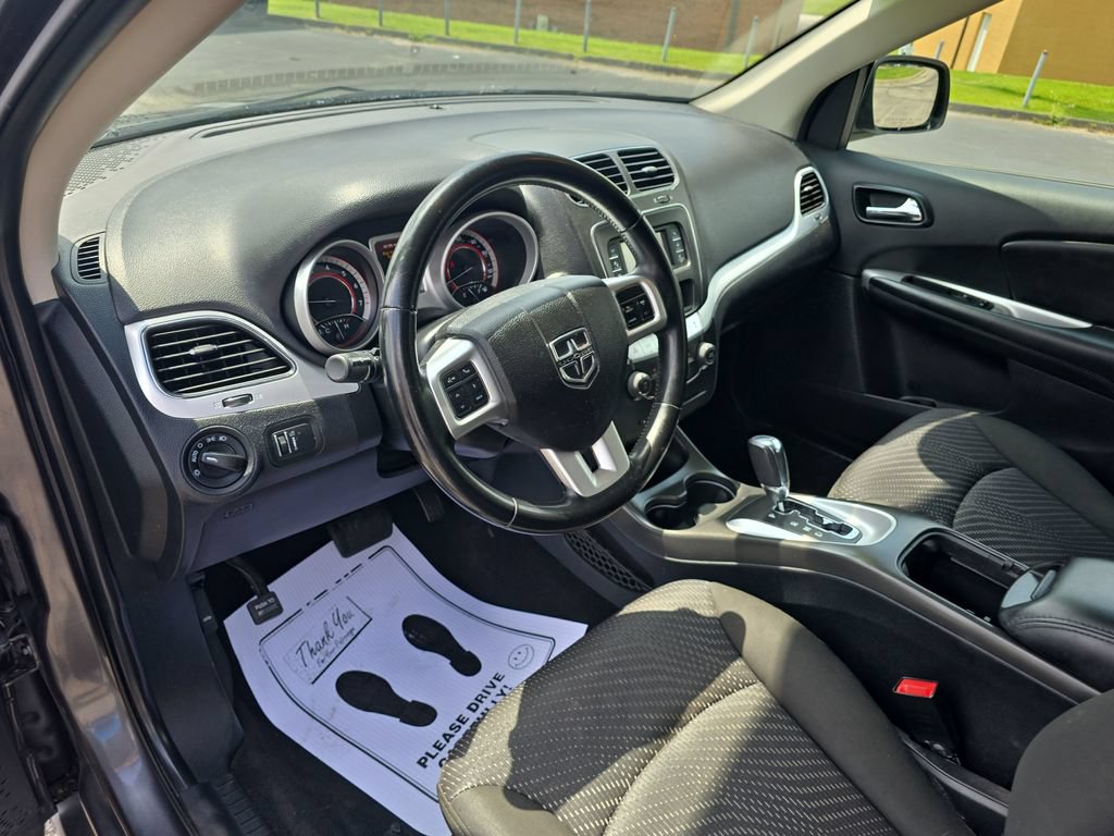 Used 2020 Dodge Journey SE w/ SE Popular Equipment Group FWD image 24