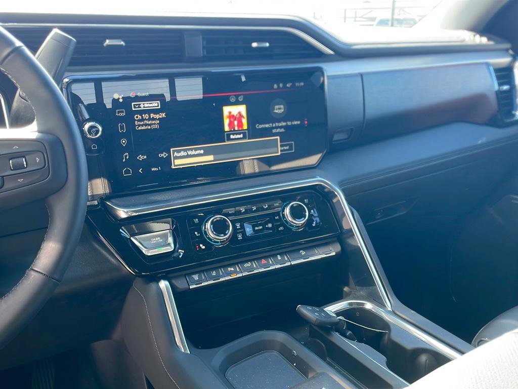 New 2024 GMC Sierra 2500 Denali w/ Technology Package image 13