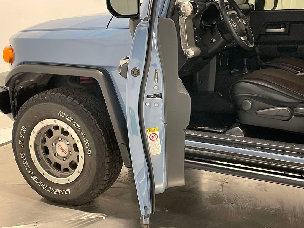 Used 2014 Toyota FJ Cruiser Base w/ Trail Teams Ultimate Edition image 41