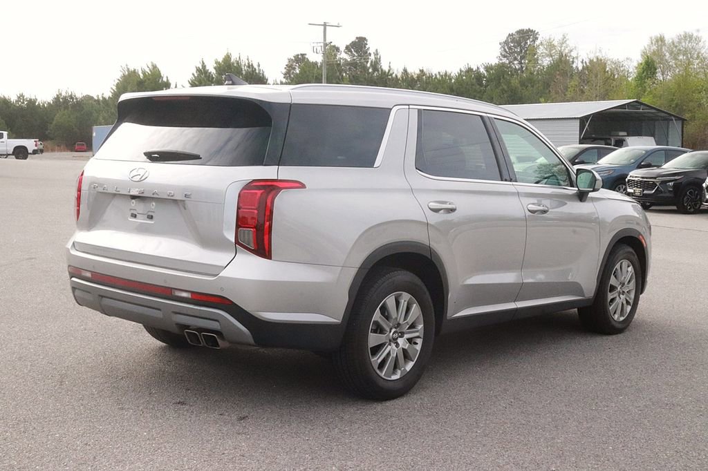 Used 2025 Hyundai Palisade SEL FWD image 7