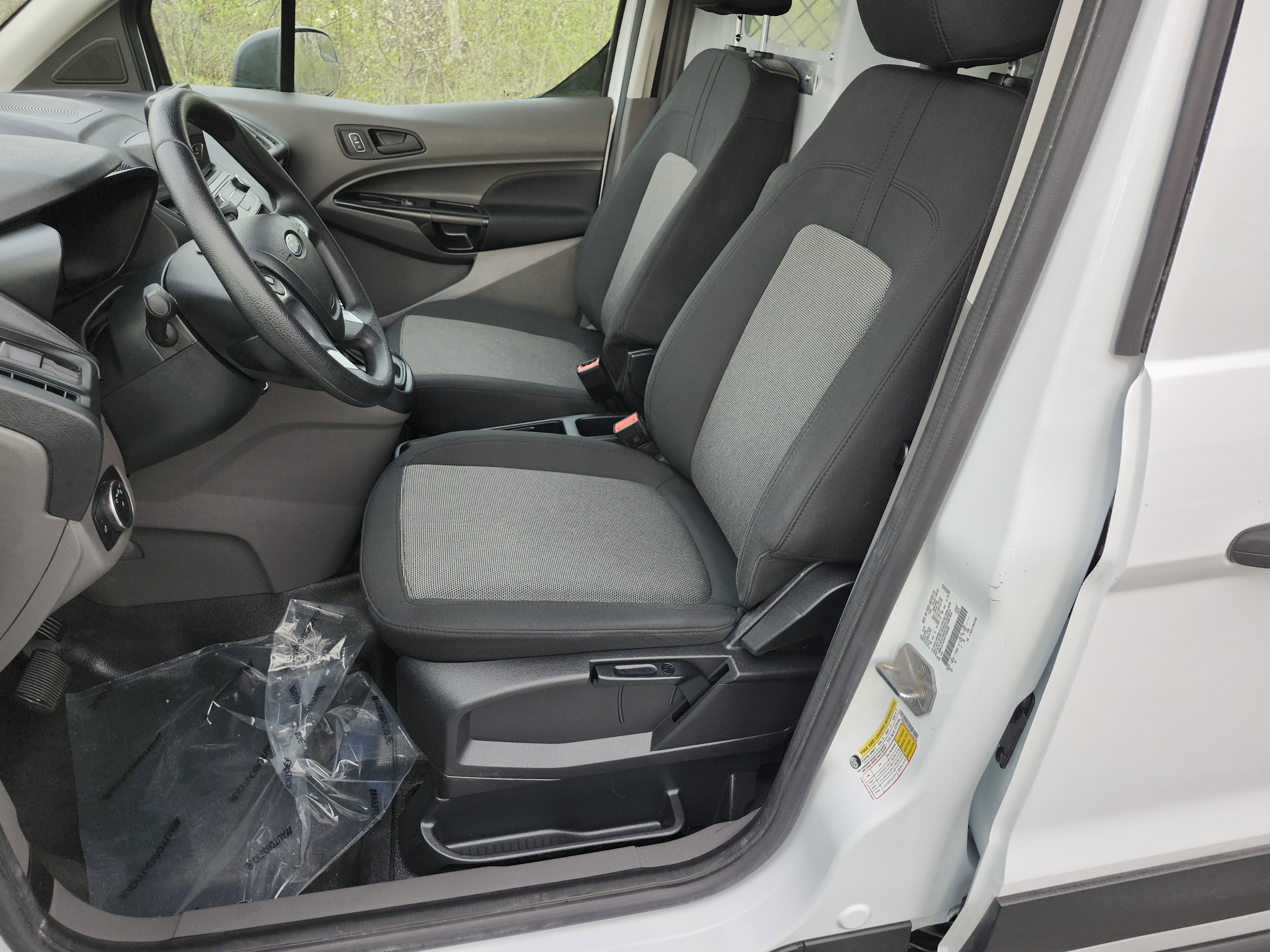 Used 2023 Ford Transit Connect XL image 22