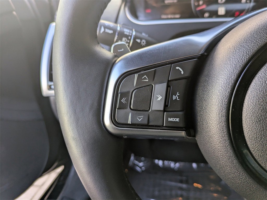 Used 2021 Jaguar F-TYPE Coupe image 22