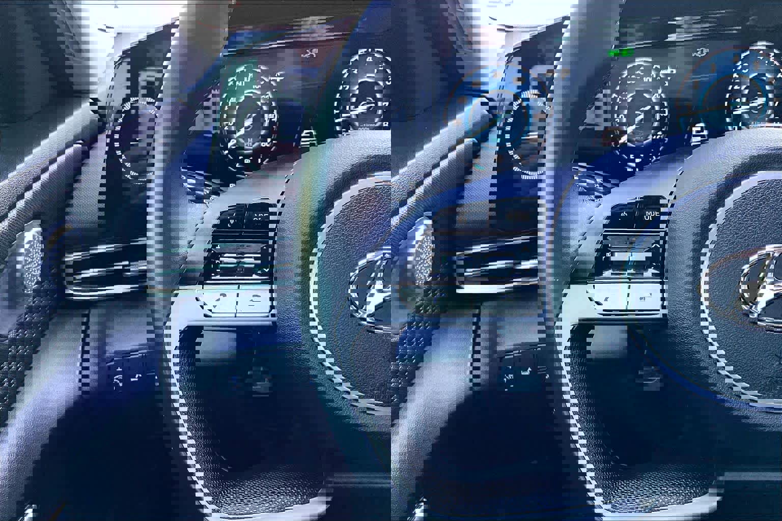 Used 2022 Hyundai Elantra SEL w/ Convenience + Premium Package image 27