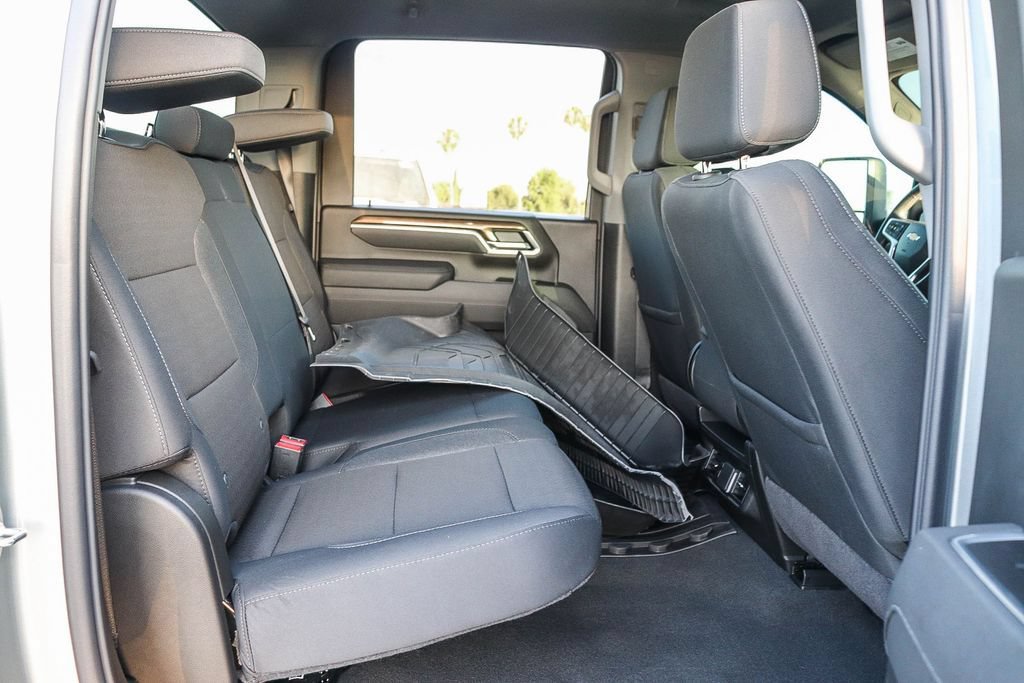 Used 2026 Chevrolet Silverado 3500 LT AWD/4WD image 18