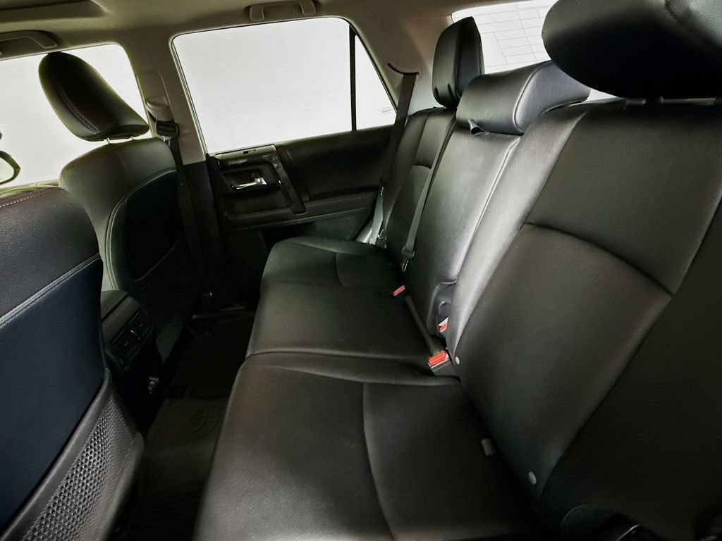 Certified 2020 Toyota 4Runner TRD Off-Road Premium w/ Moonroof Package AWD/4WD image 21