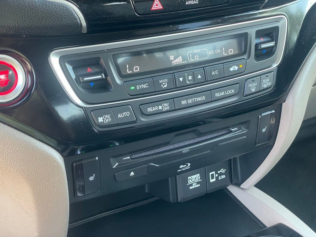 Used 2022 Honda Pilot Touring image 22