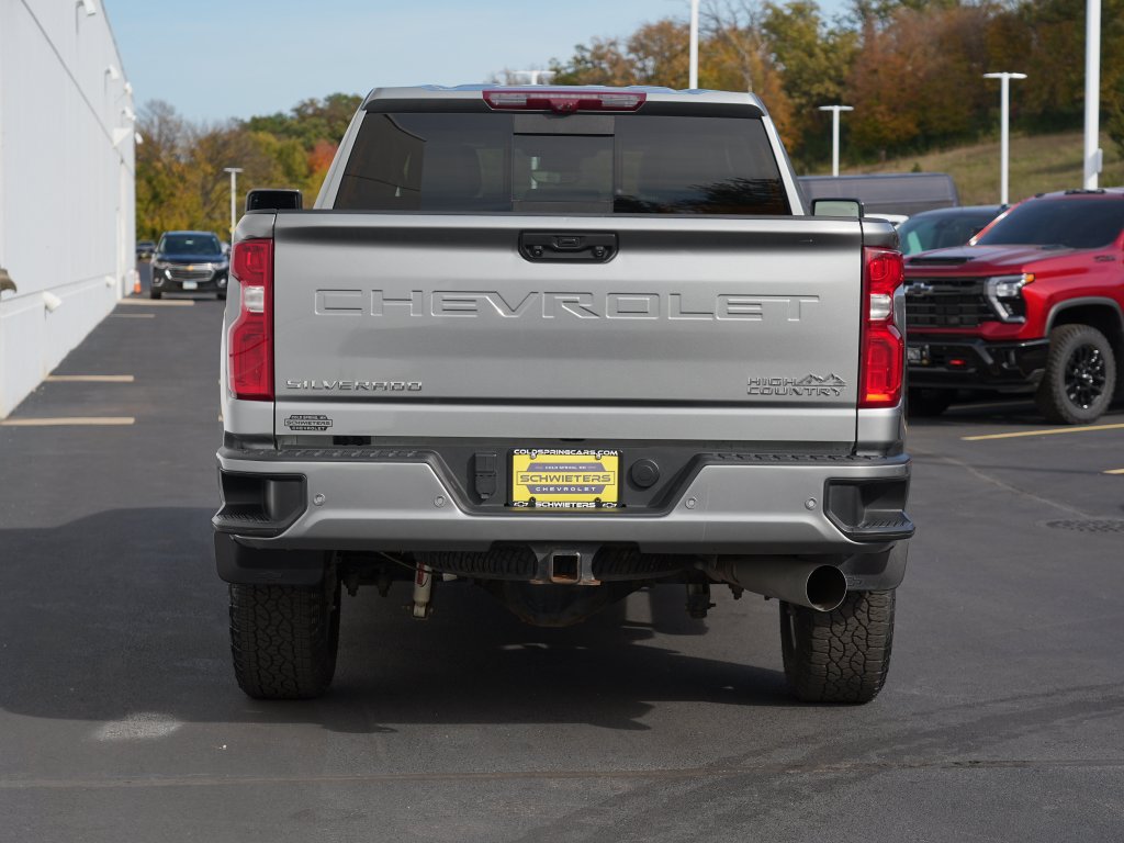 Certified 2024 Chevrolet Silverado 3500 High Country w/ High Country Premium Package AWD/4WD image 5