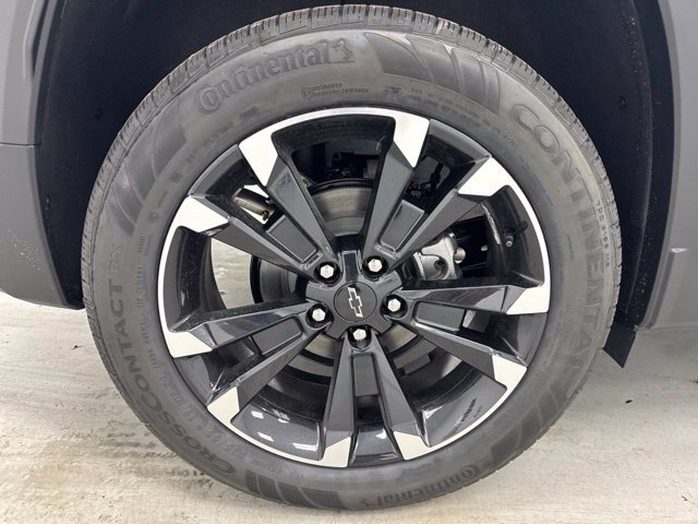 New 2027 Chevrolet Equinox RS w/ Safety and Technology Package FWD image 35