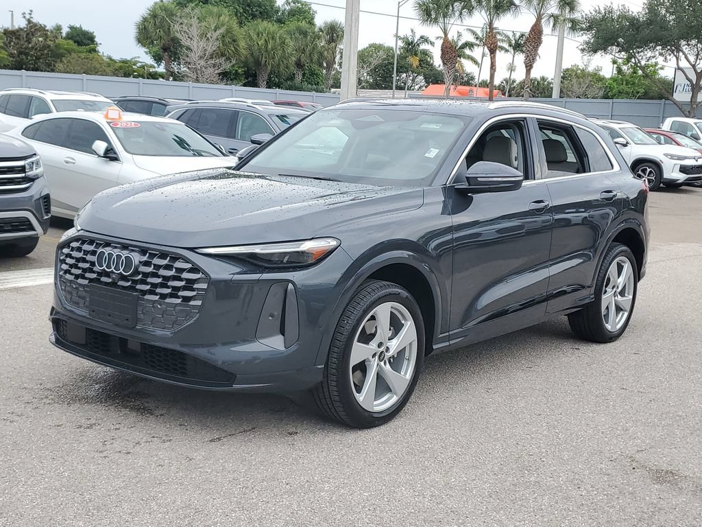 Certified 2025 Audi Q5 Premium w/ Premium Plus AWD/4WD image 9