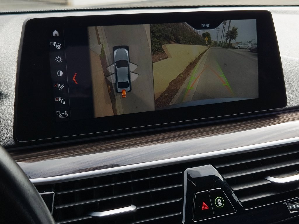 Used 2018 BMW 530e image 17