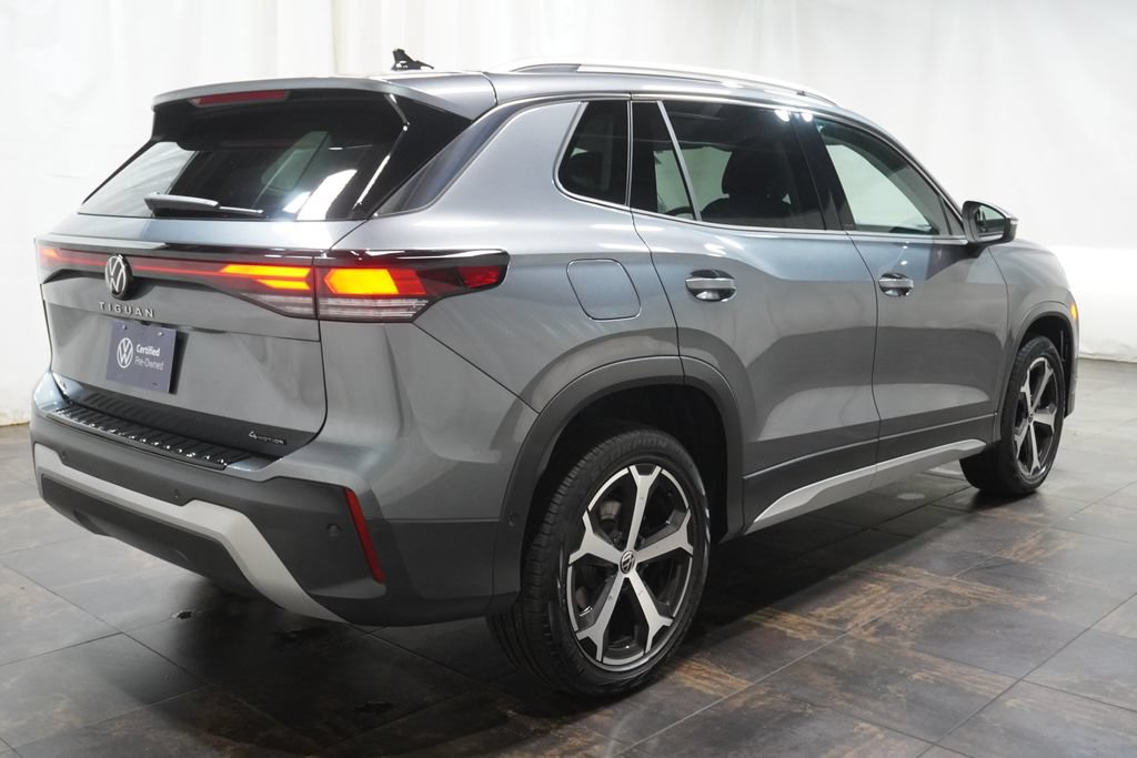 Certified 2026 Volkswagen Tiguan SE AWD/4WD image 4