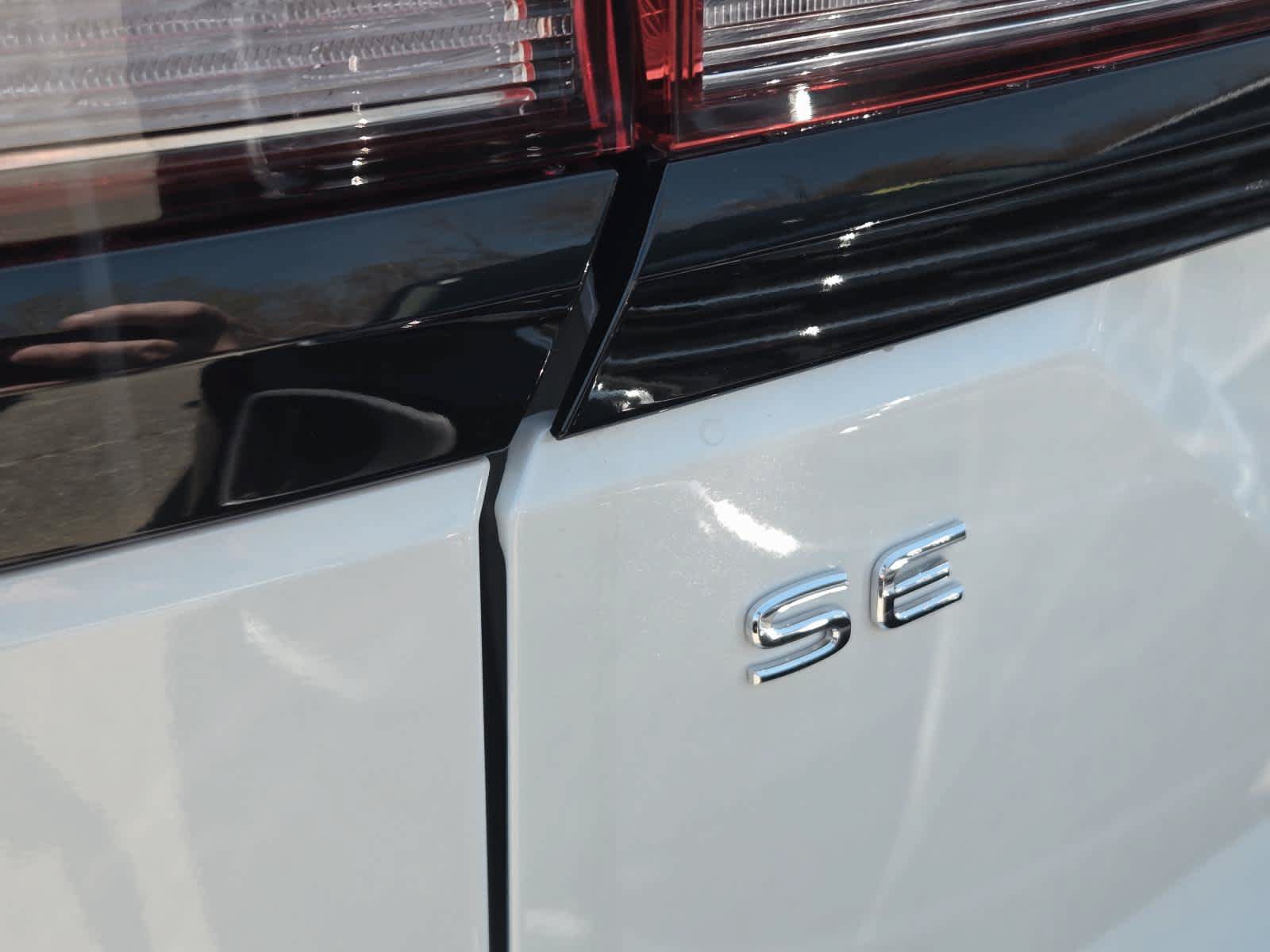 New 2026 Volkswagen Atlas Peak Edition AWD/4WD image 11