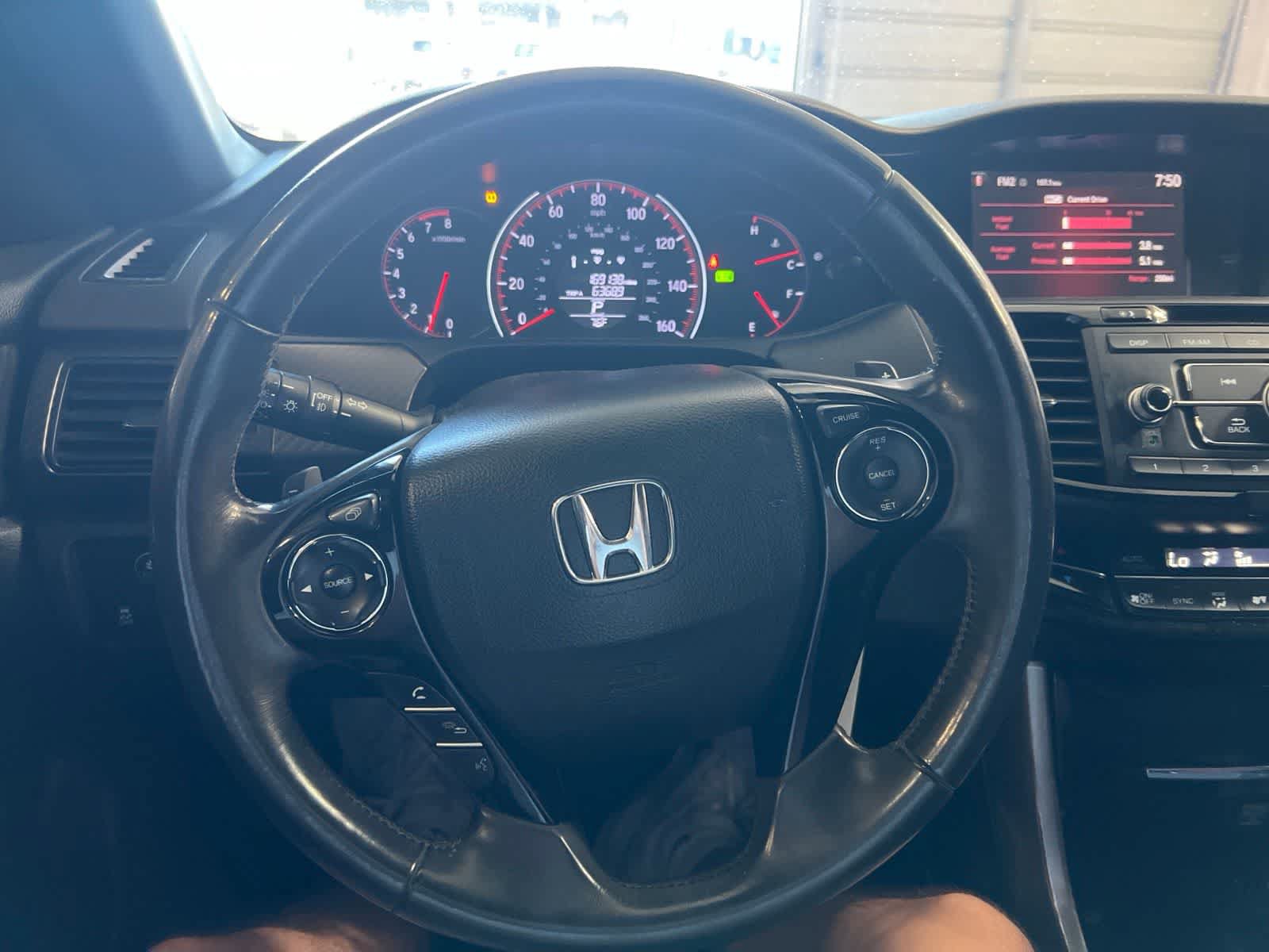 Used 2017 Honda Accord Sport image 18