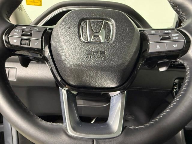 Used 2025 Honda Pilot Touring image 18