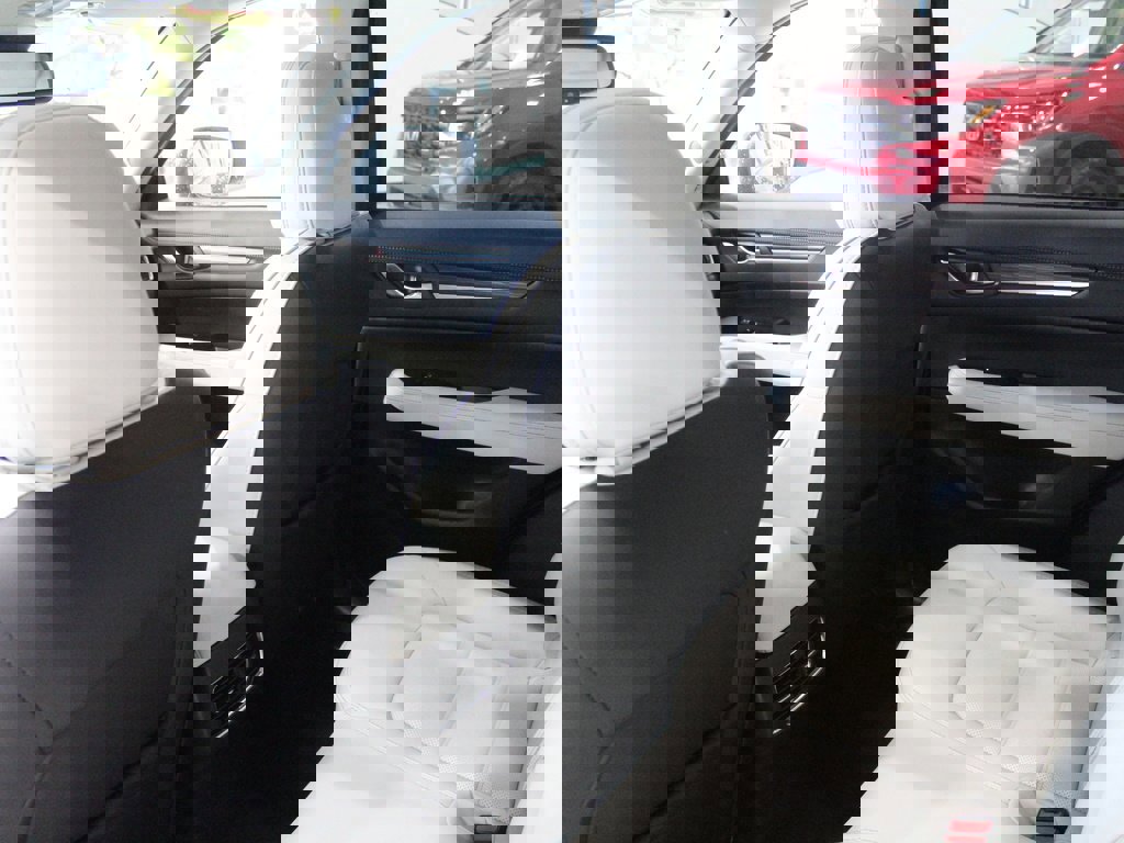 Used 2023 MAZDA CX-5 AWD 2.5 S w/ Premium Plus Pkg image 13