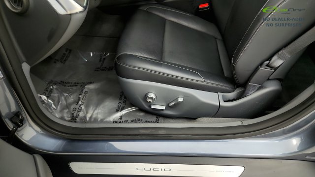 Used 2025 Lucid Air Pure RWD image 50