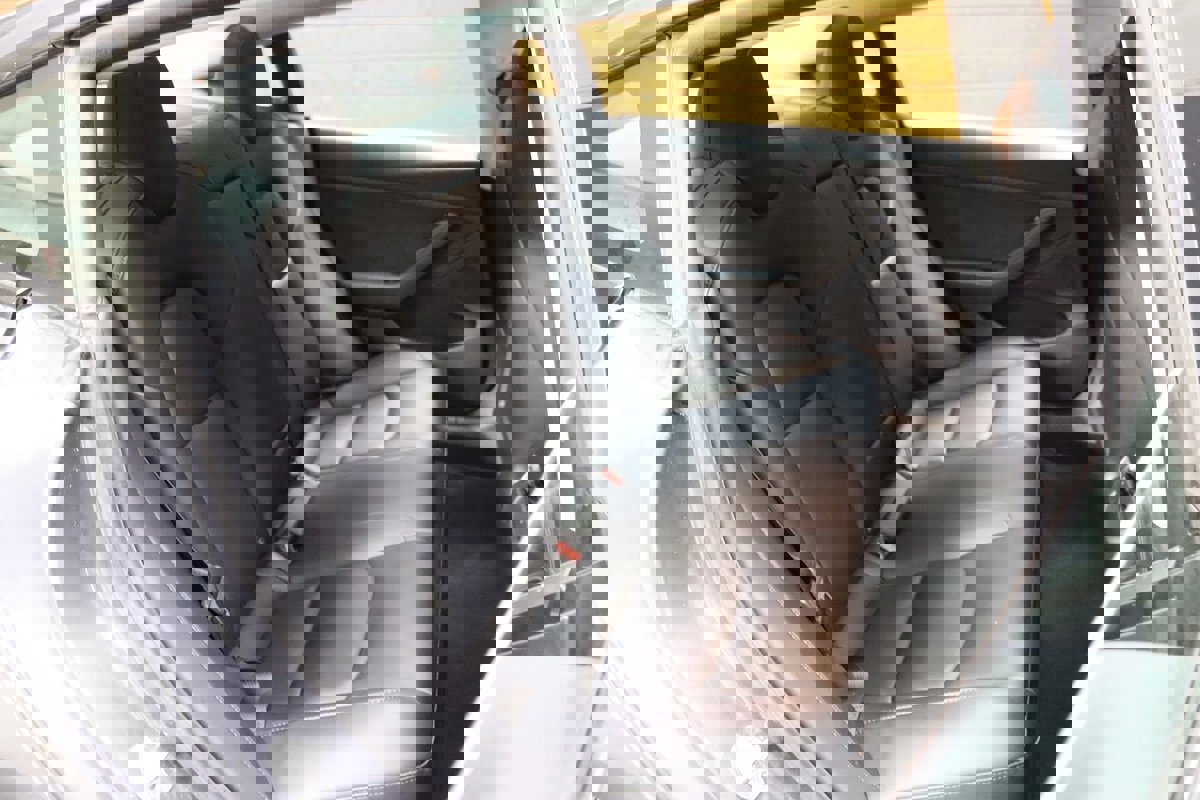 Used 2023 Tesla Model 3 Standard Range image 50