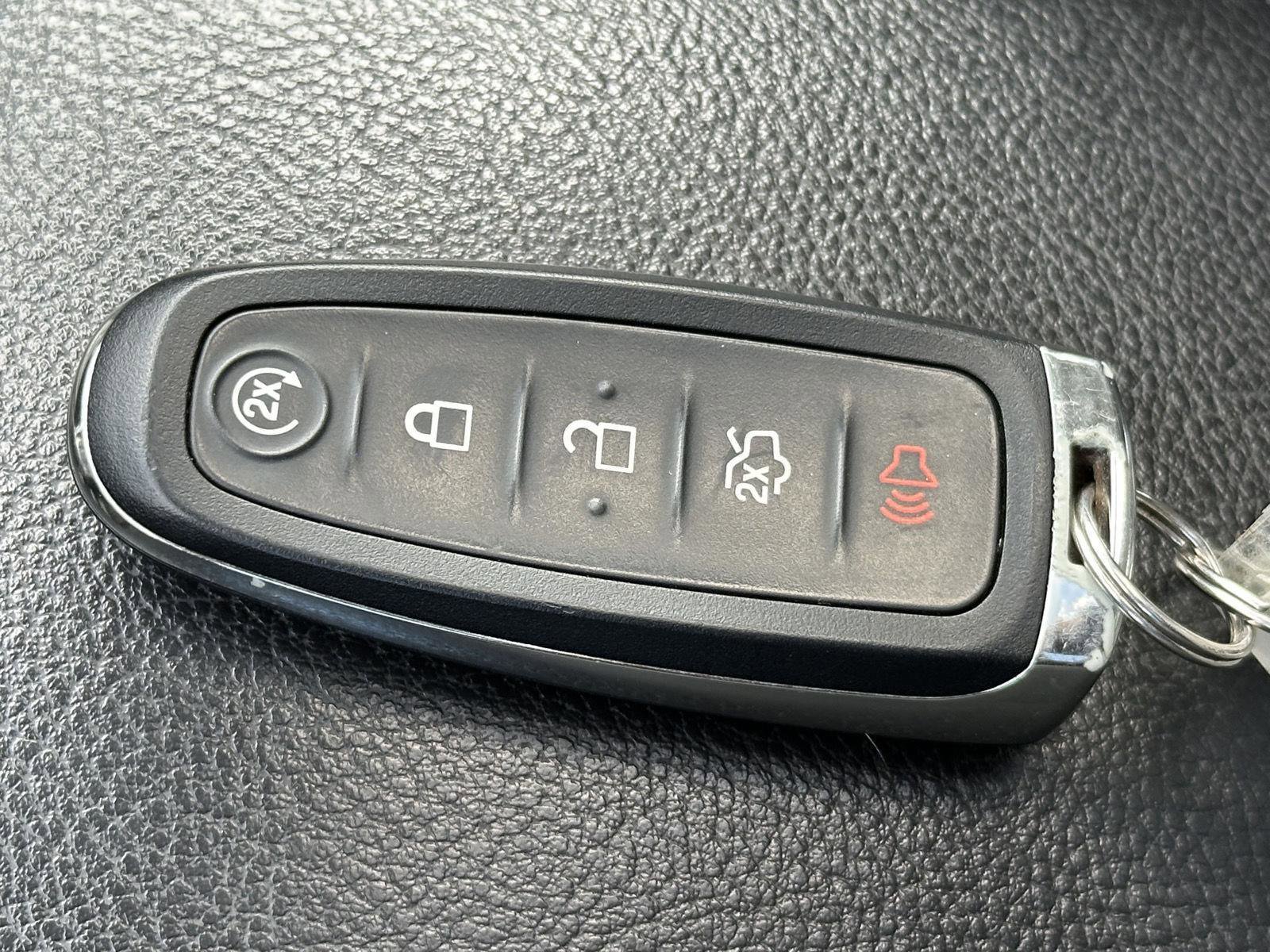 Used 2018 Ford Focus Titanium FWD image 14