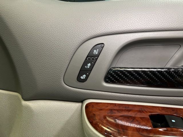 Used 2014 Chevrolet Silverado 2500 LTZ w/ LTZ Plus Package image 59