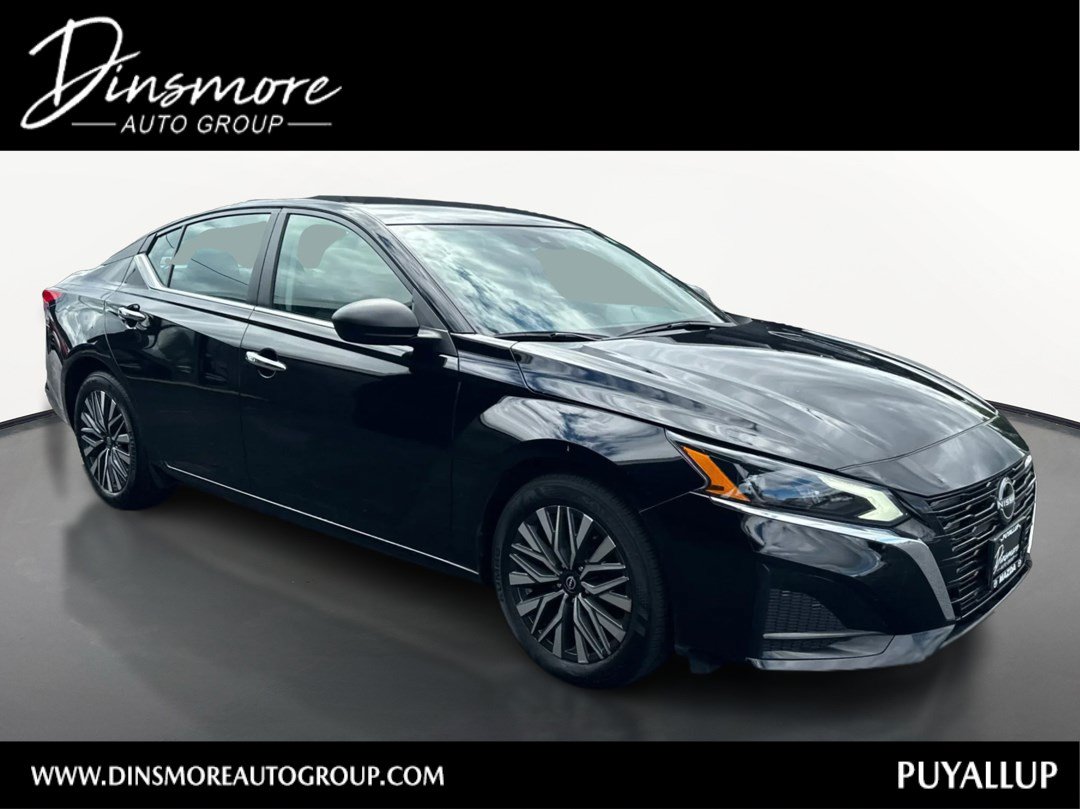 Used 2024 Nissan Altima 2.5 SV FWD image 1