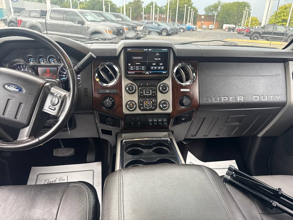 Used 2016 Ford F250 Lariat w/ Lariat Ultimate Package AWD/4WD image 18