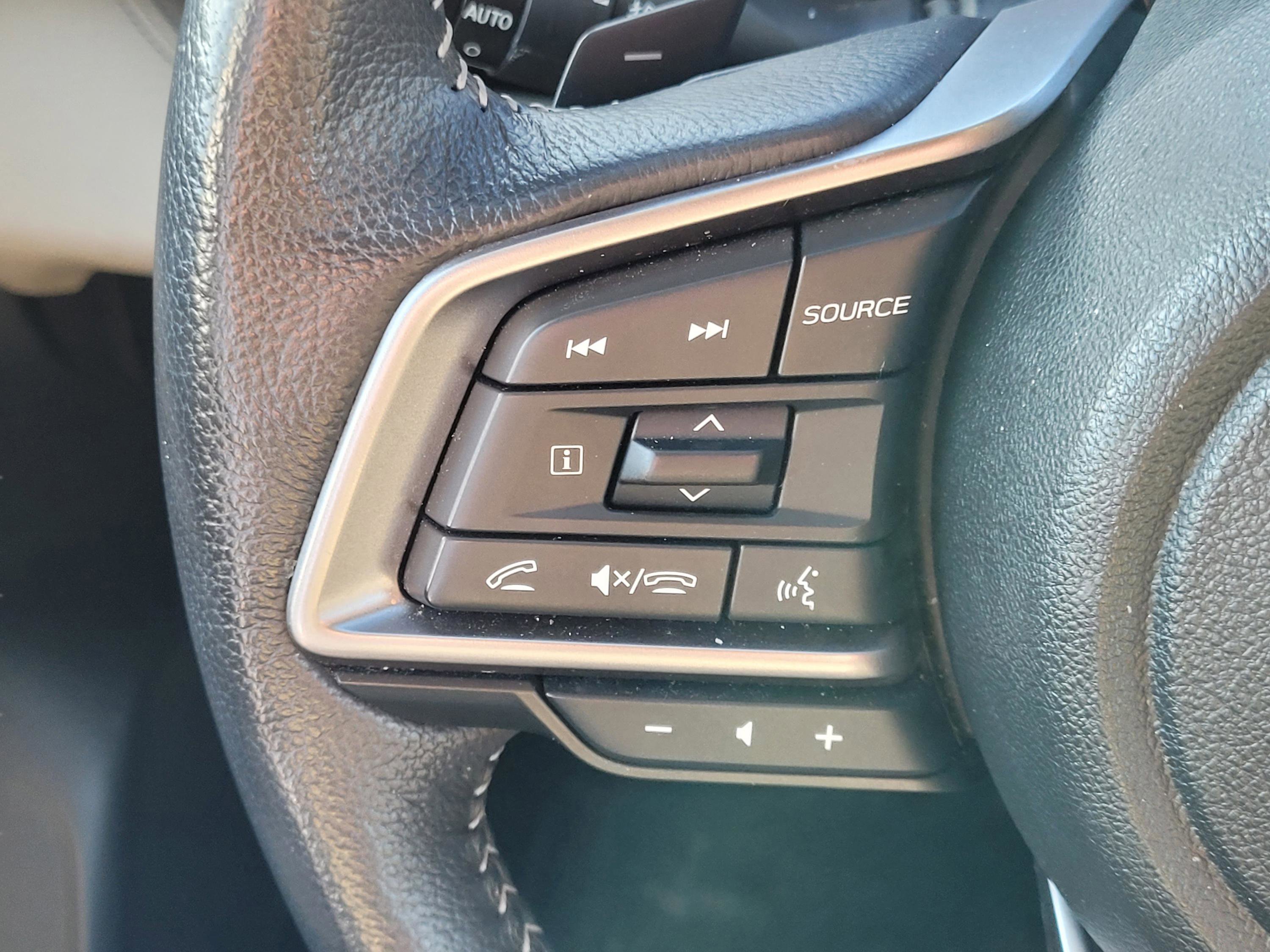 Used 2023 Subaru Ascent Limited w/ Popular Package #2A image 14