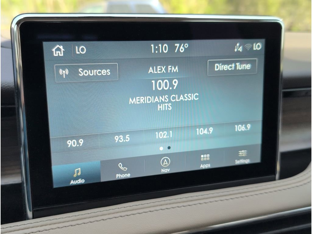 Used 2022 Lincoln Corsair Reserve w/ Luxury Package image 13