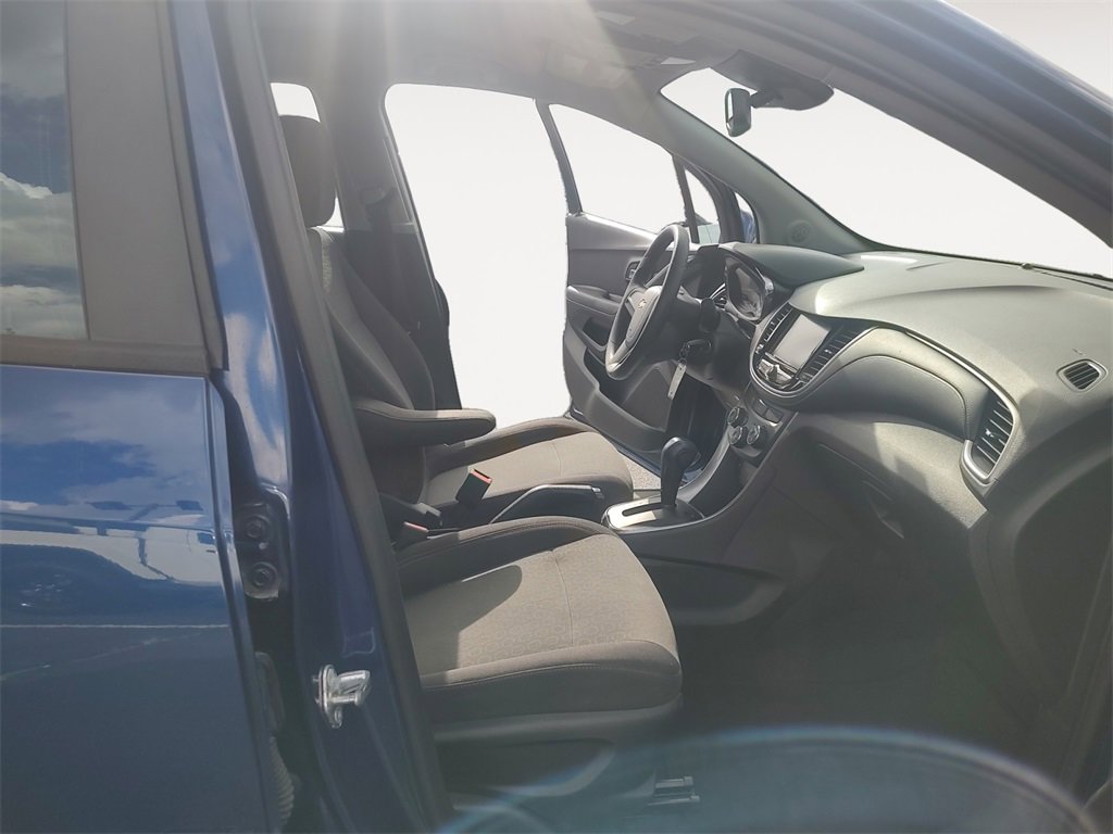 Used 2017 Chevrolet Trax LS image 15